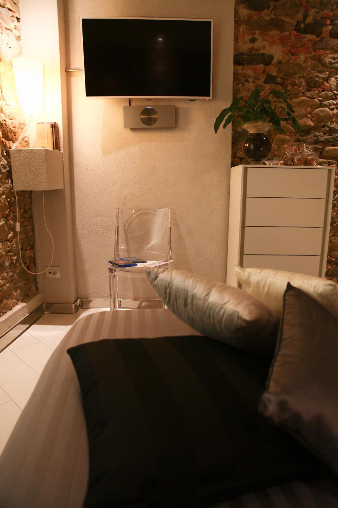 Art Boutique Hotel Acchiappasogni Barga Room photo