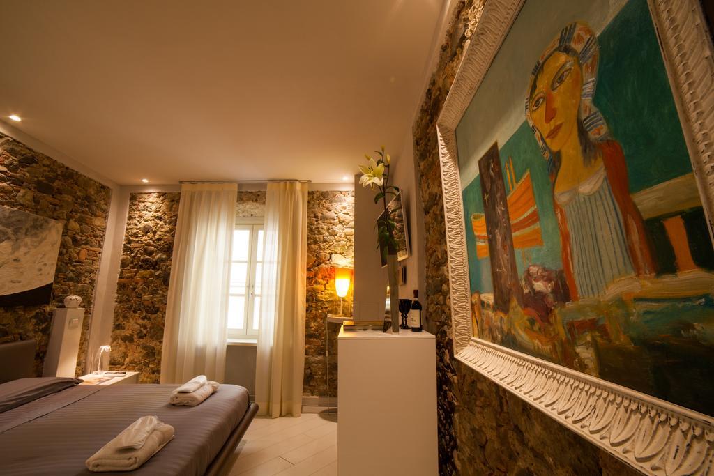 Art Boutique Hotel Acchiappasogni Barga Exterior photo